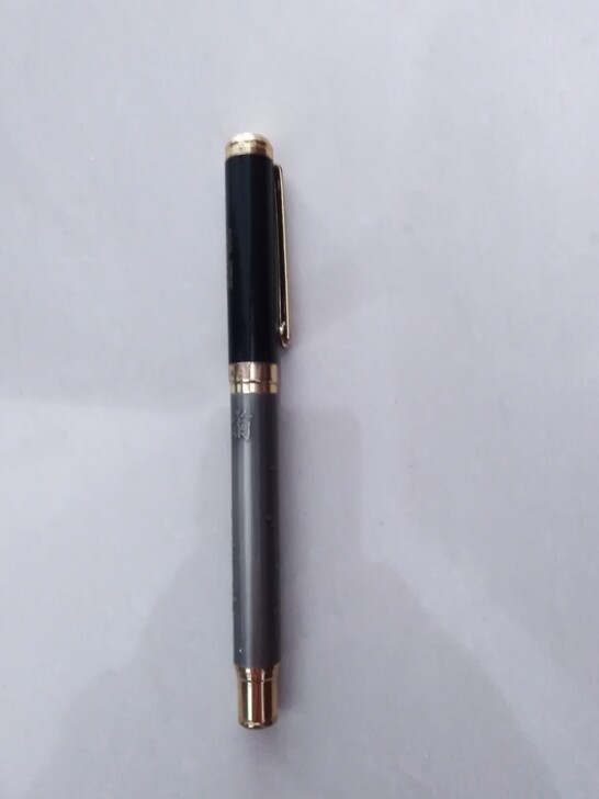 美工笔钢笔美工笔钢笔精美，书写流畅
