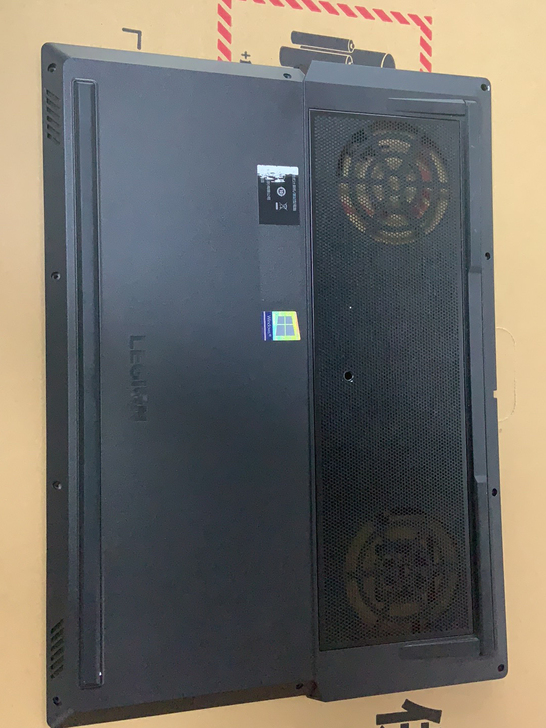 y7000 D壳成色完美 无磕碰