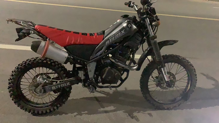 精品越野！250CC发动机！给油就翘头！下...