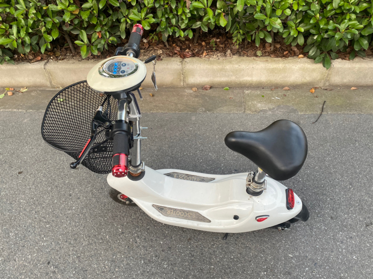 转手原因 :换工作坐地铁，用不上，仅自提，...