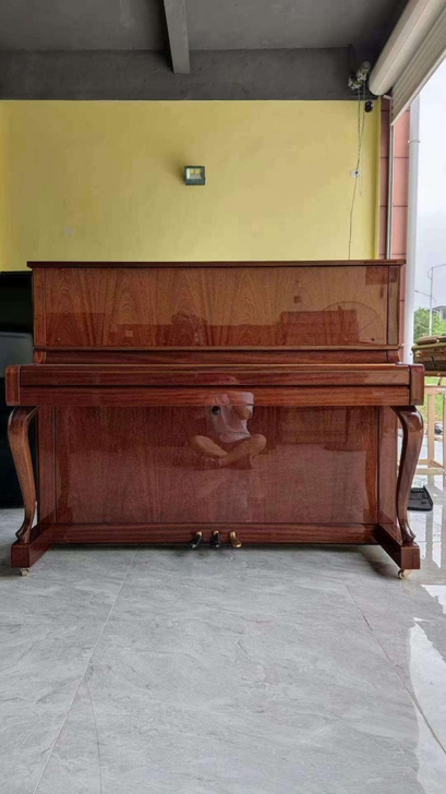 一时冲动买了台雅马哈钢琴