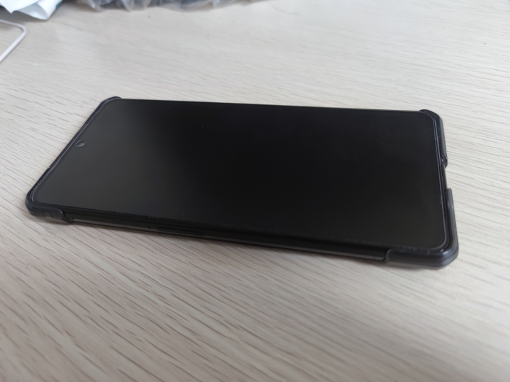 黑鲨4 8+128g，骁龙870、