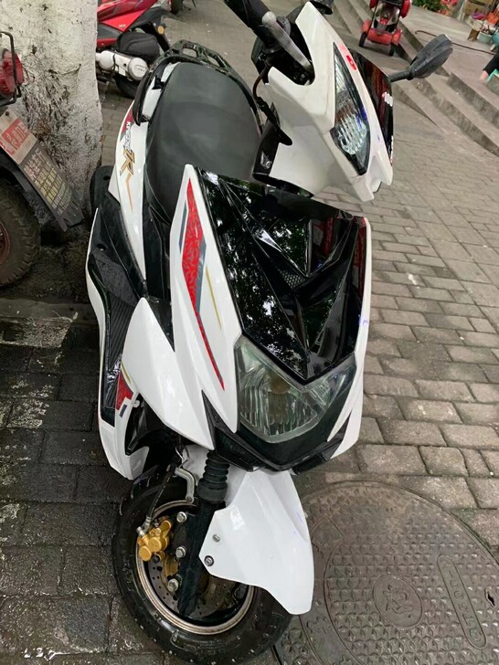 踏板车价格不贵欢迎大家咨询