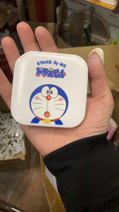 之前开店剩下的一批充电宝便宜出了