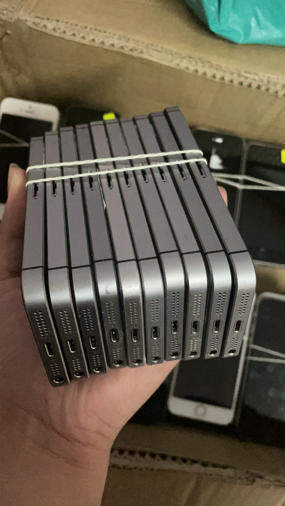 苹果5s16g工作室 游戏机 iphone...