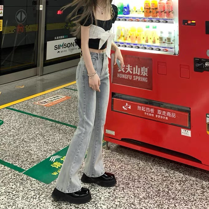牛仔裤 超级显瘦的裤子 本人163 90斤...