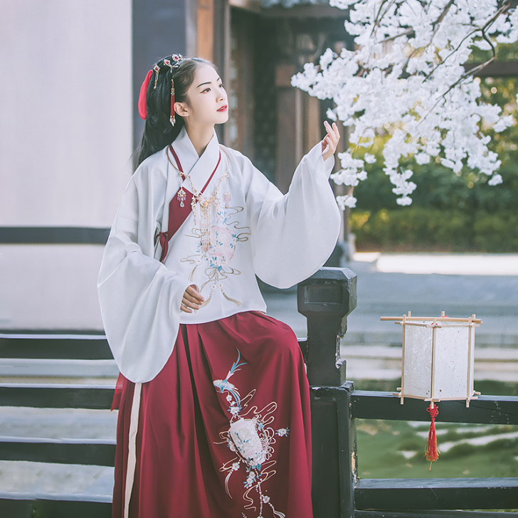 汉尚华莲朱颜汉服女莲花绣花明制交领袄裙琵琶...