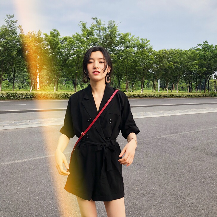 很好看的连体裤，九成新，68包邮哈～谁穿谁...