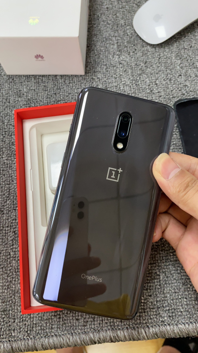 一加7  8加256g 全套 成色很好 无...