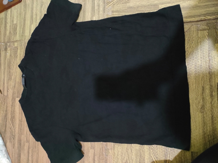 男士短袖九成新，尺寸如图