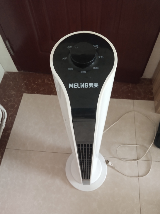 美菱电风塔扇，品牌型号 MF166一A新旧...