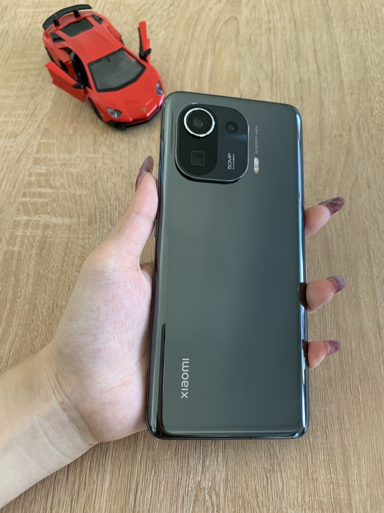 小米11pro  12+256G 99新，...
