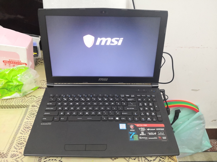 微星GL62M 7RD高性能吃鸡高端游戏本