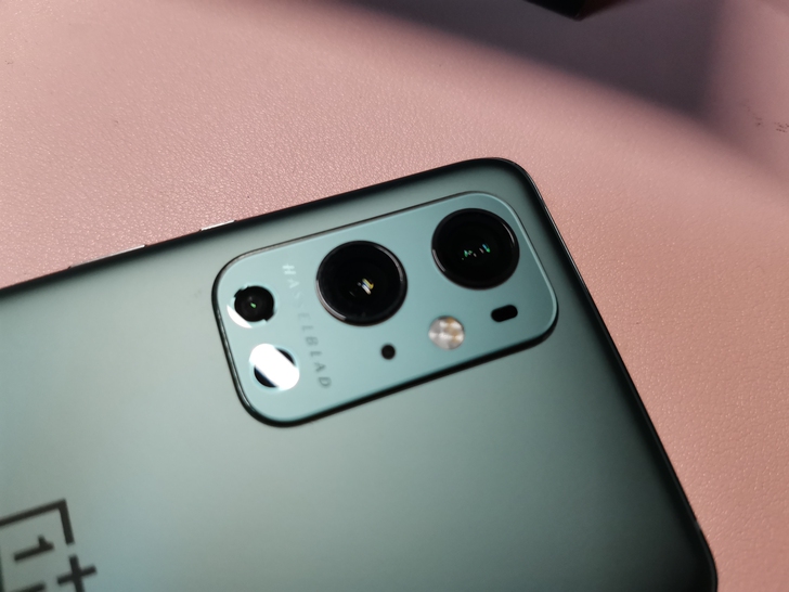 一加9Pro,12+256G顶配,成色99...