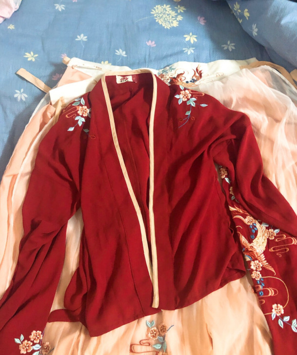 #闲置衣服#汉尚华莲汉服醉红妆 上儒下裙 ...