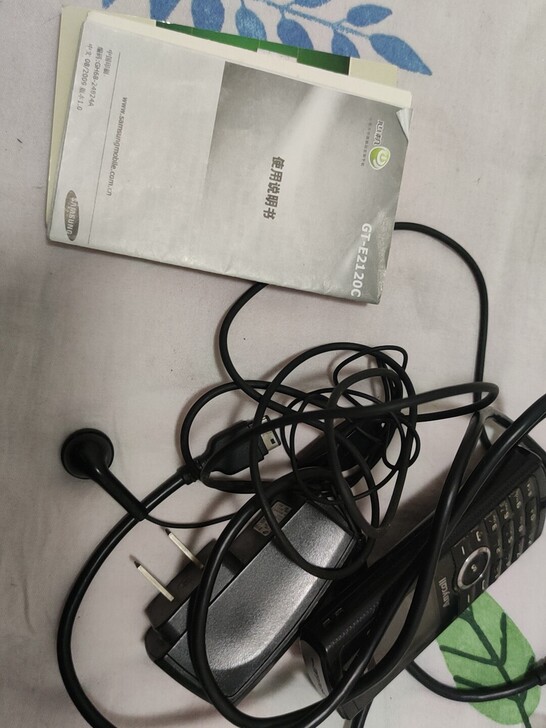 gt-e2120c  三星，三星GT-E2...