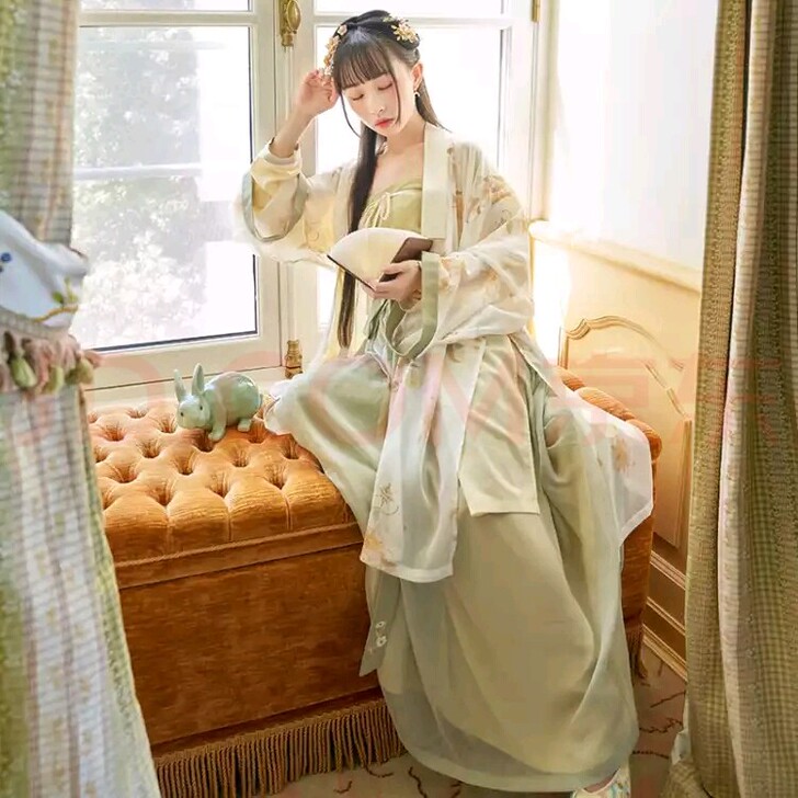 个人汉服出租喽十三余菊桑茶【宋制】