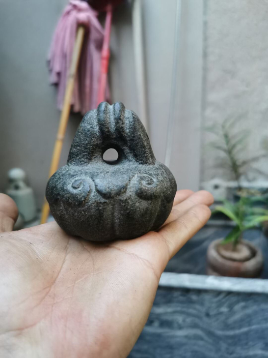 青石雕花小石权，全美品。特价包邮