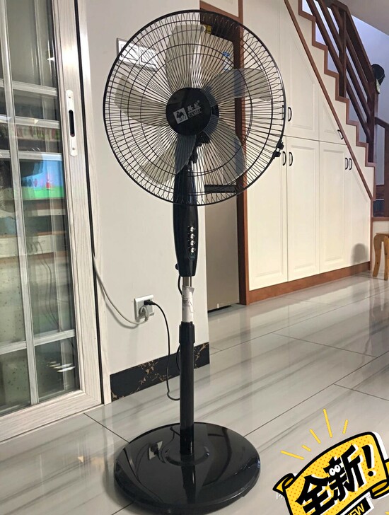超市倒闭，处理20台骆驼落地扇  台扇