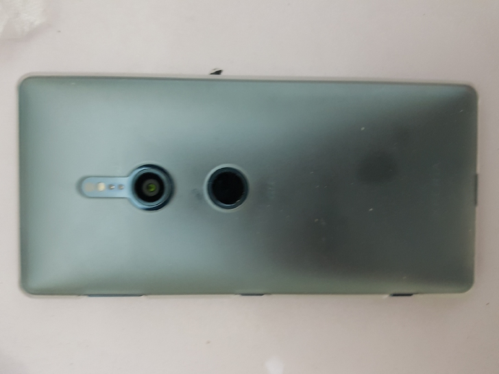 索尼xz2  845处理器手机功能正常成色...