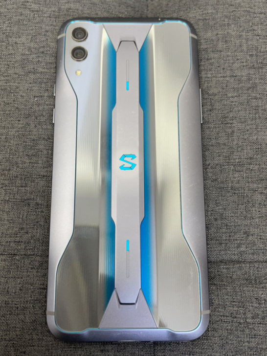 黑鲨2pro  12128g