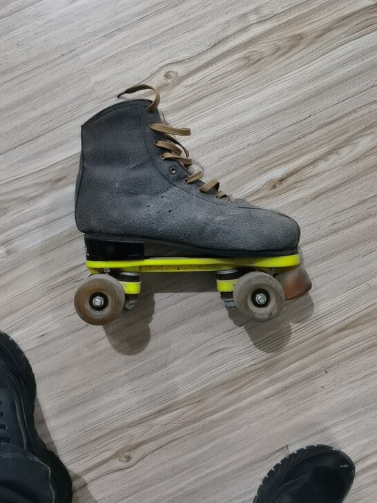 双排旱冰鞋轮滑鞋