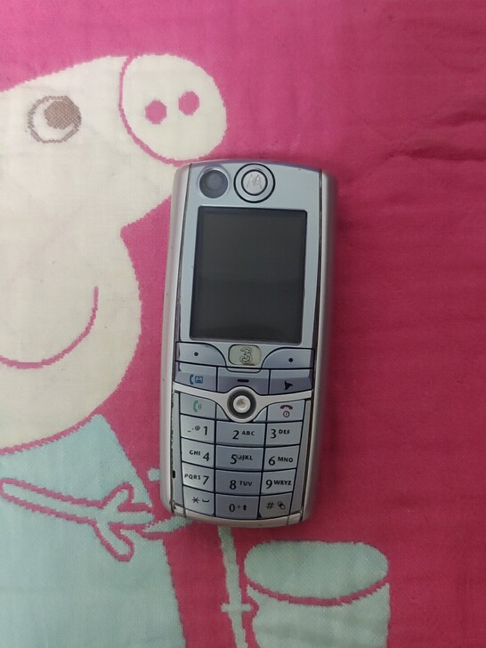 摩托罗手机，没有电池好坏不管，