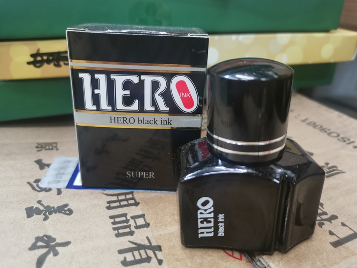 全新 上海英雄 400墨水   10元/瓶...