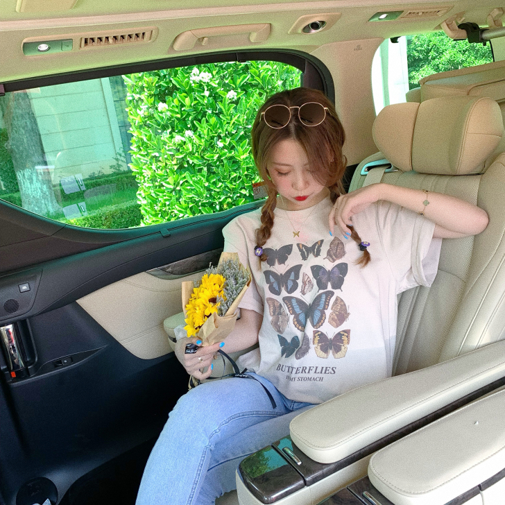 网红中长款蝴蝶印花宽松短袖t恤女士夏装20...