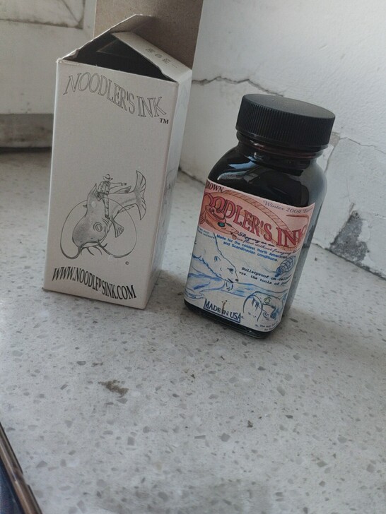 鲶鱼90mL笔用墨水 鱼水北极熊棕色,防水...