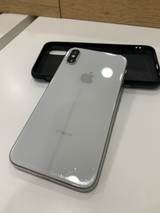 iphoneX超级无敌备用机。主屏幕有一道...