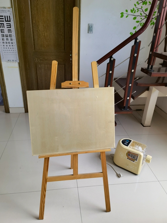 1.50画架和画板，闲置转让，自提最好。绍...