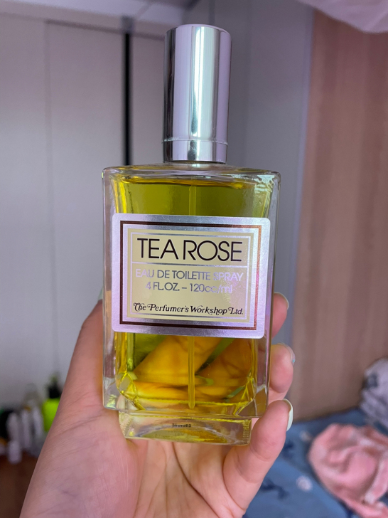 茶玫瑰香水，120毫升，满余无盒，100包...