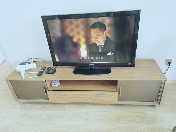 海尔42寸电视底价出售,功能良好