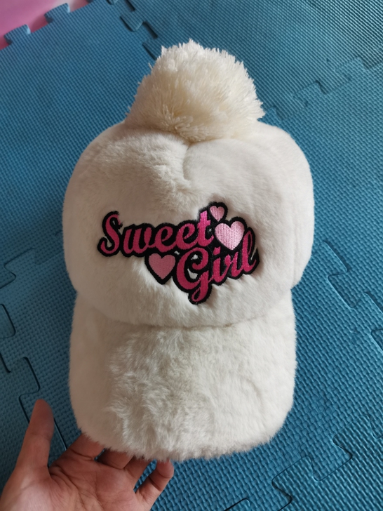 全新!热风家帽子!秋冬!朋友送的,便宜出~