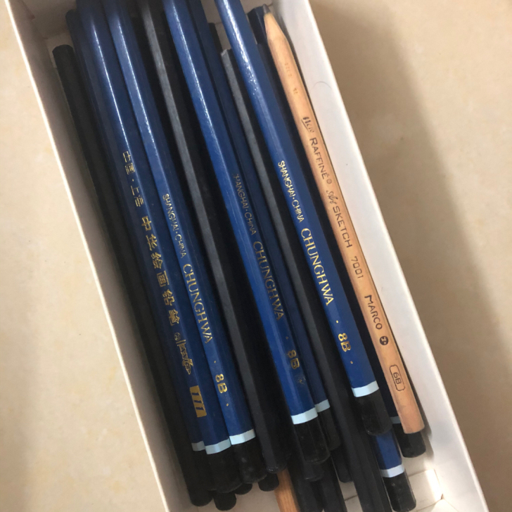 8B素描铅笔