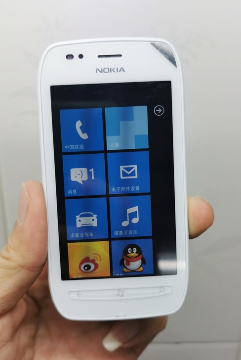 诺基亚Lumia710
