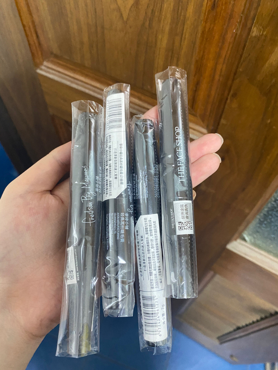菲诗小铺睫毛膏，THEFACESHOP经典...
