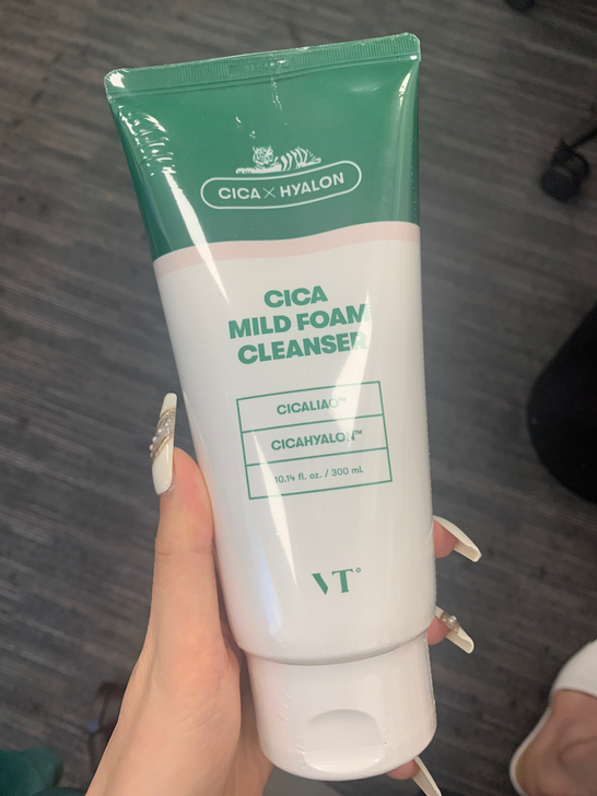 VT积雪草洁面300毫升
