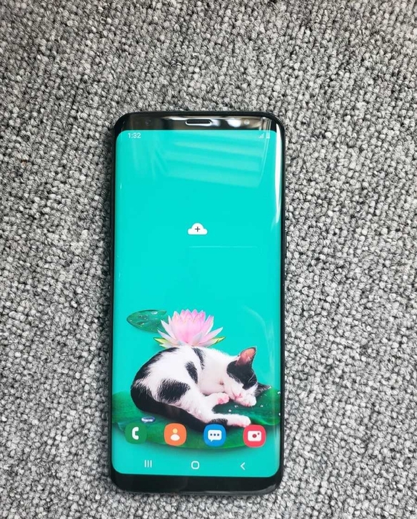 靓妹自用三星s9，原装正品国行系统，无拆修...