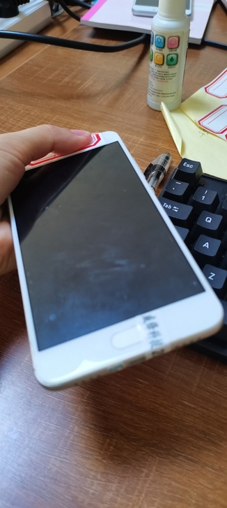160魅族手机一台，九成新