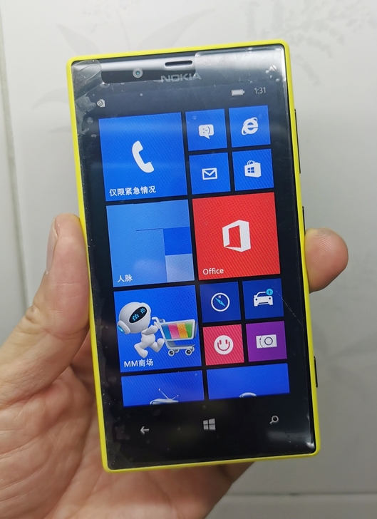 诺基亚Lumia720T
