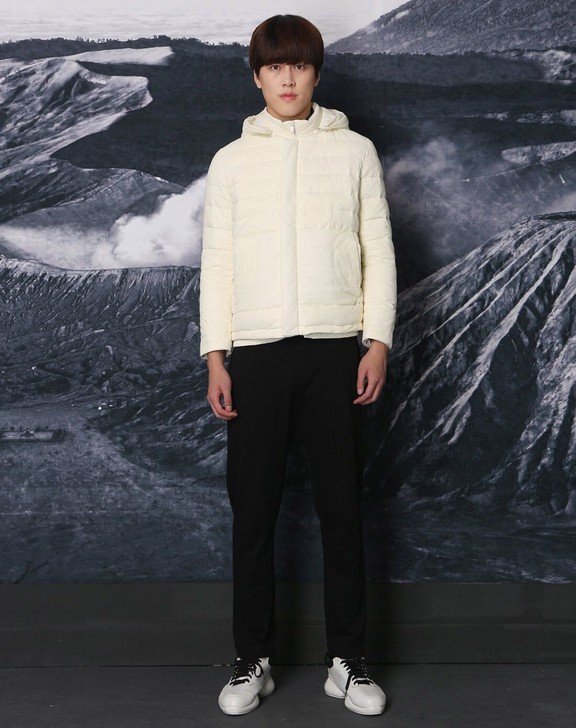 吊牌价1399羽绒服，专柜不开79元甩卖