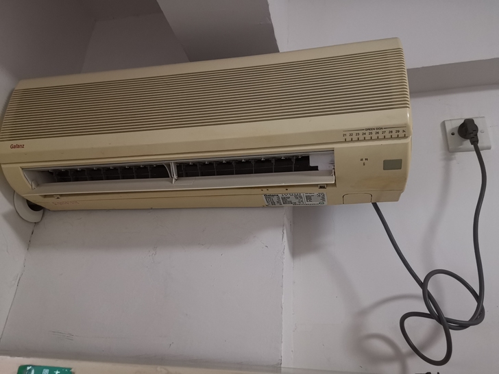 空调，可以正常使用