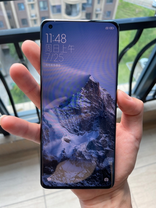 刚买20多天小米11pro12+256g顶...