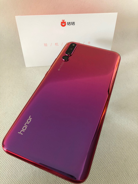 荣耀Magic2型号手机，双卡双待，学生游...