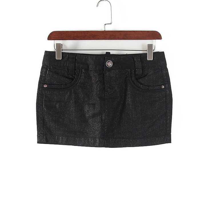 V系列专柜撤柜新款库存女装春夏款 超短裙迷...