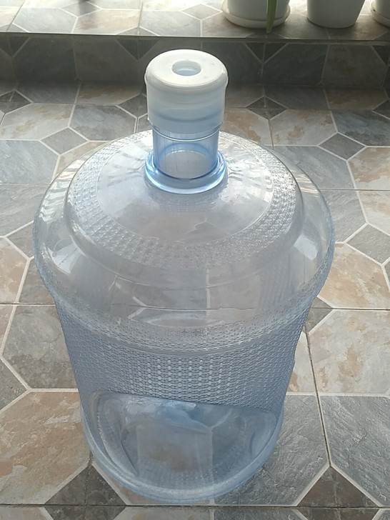闲置水桶一个10元