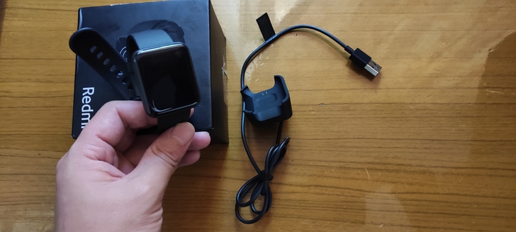 红米手表，京东购买的用了两个月左右，9成新！