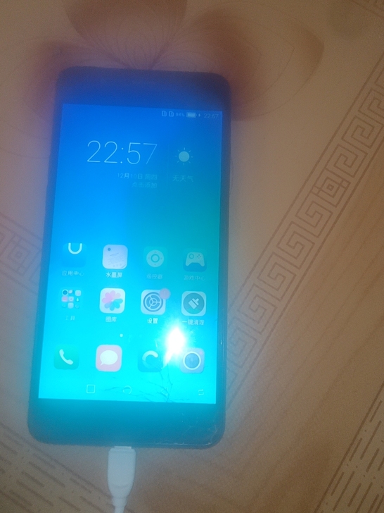 海信A2双屏版,功能正常,但屏幕进水,只当...